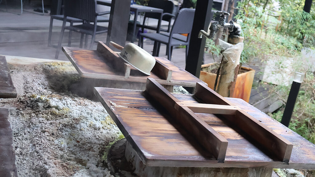 力強い地熱を感じる釜