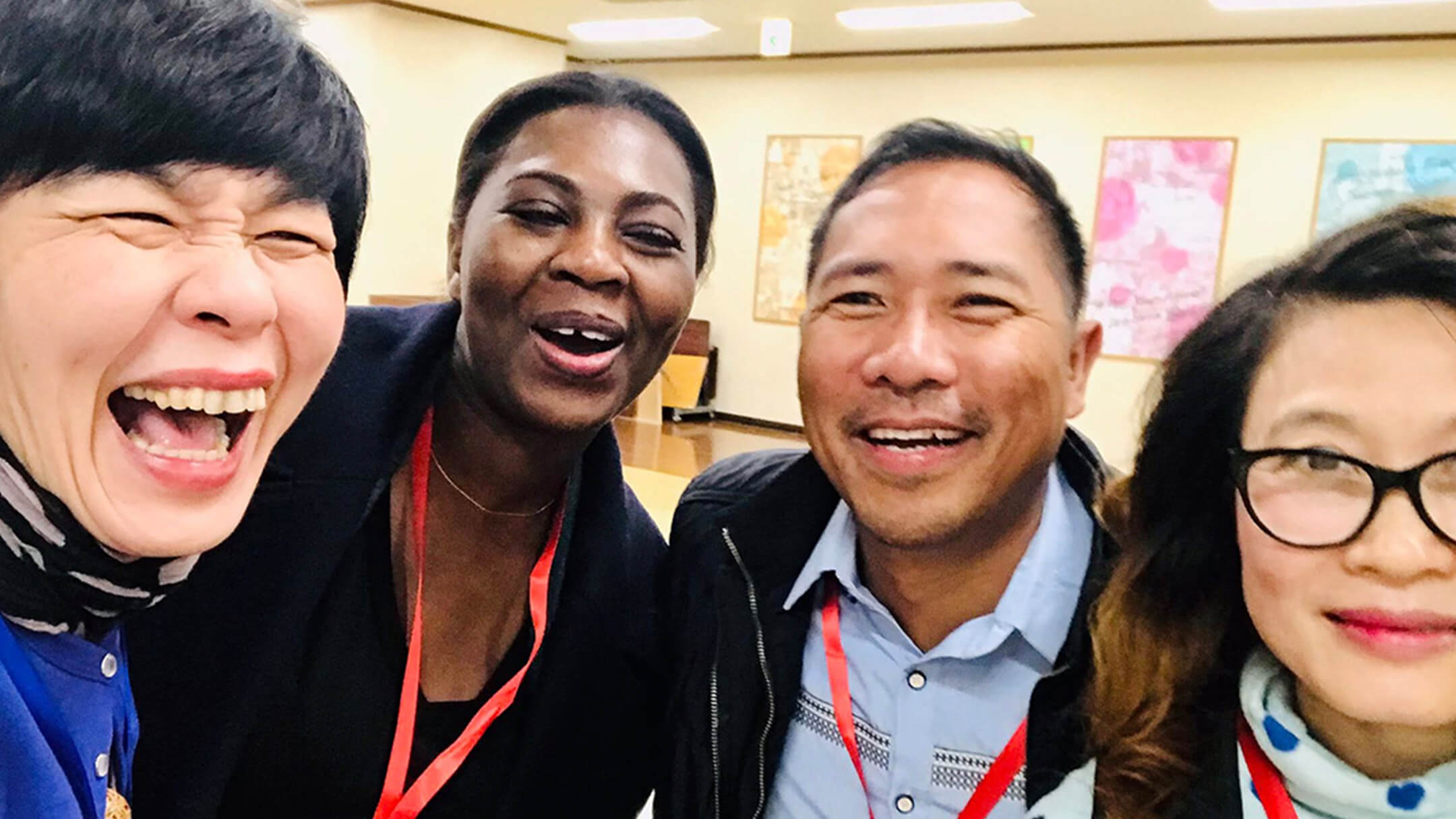 APU25周年記念　ホームカミングイベントでの卒業生と久しぶりの再会