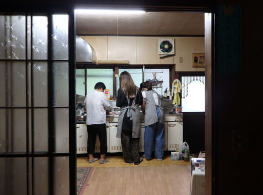 民泊　谷 早帆子