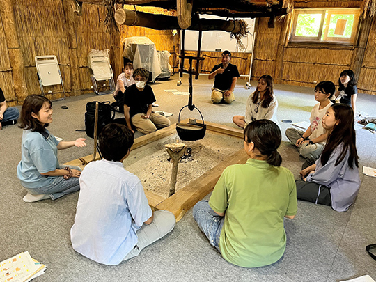 「アイヌの里　北海道平取町（二風谷）で、アイヌ文化を活かした観光振興を考える」（実習地：北海道）