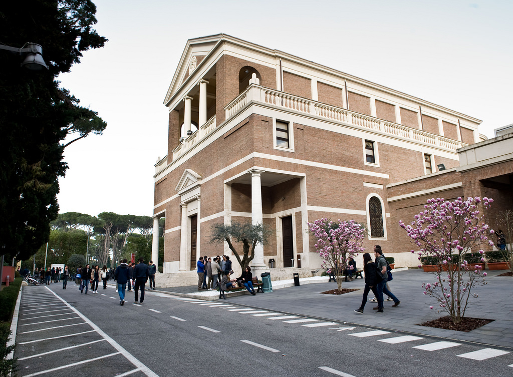 グイド・カルリ社会科学国際自由大学