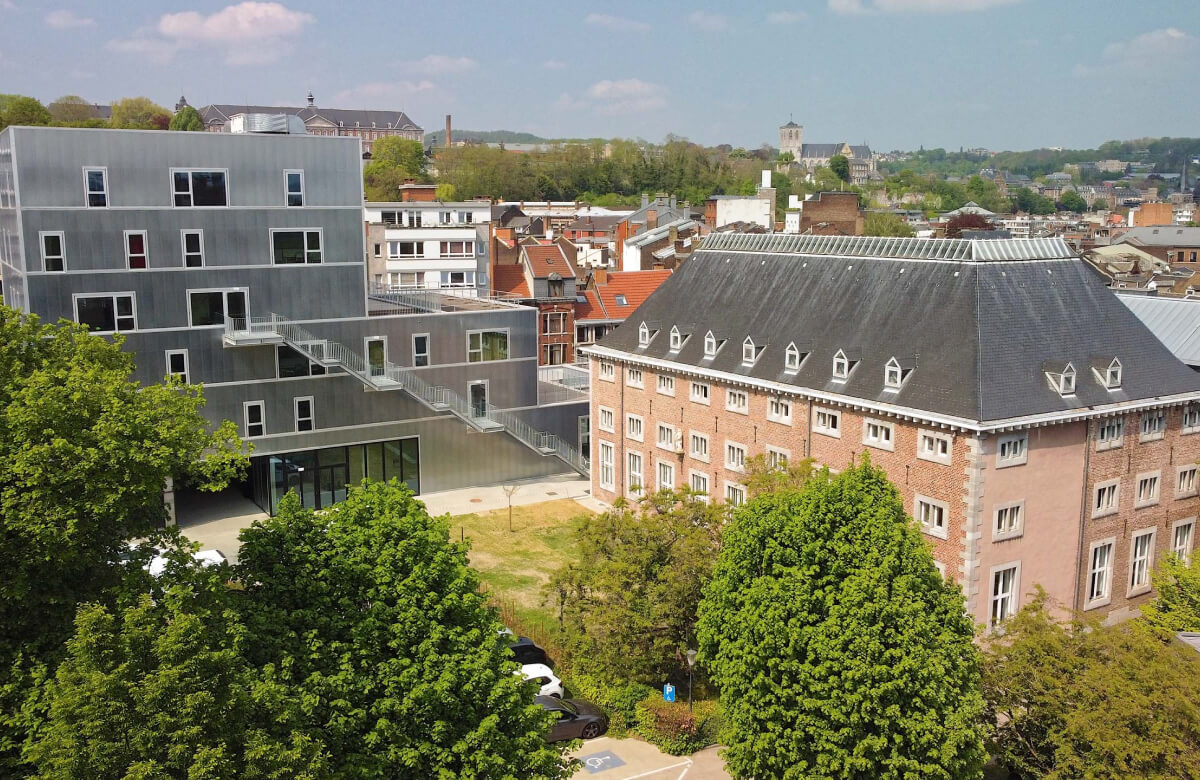 リエージュ大学
