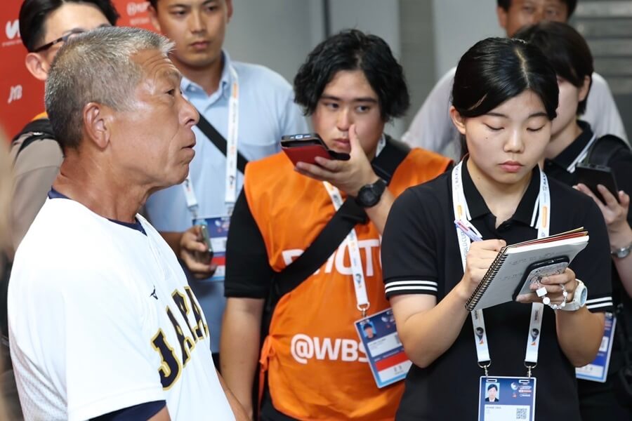 APUの多国籍学生チームがWBSC U-18ワールドカップを支援