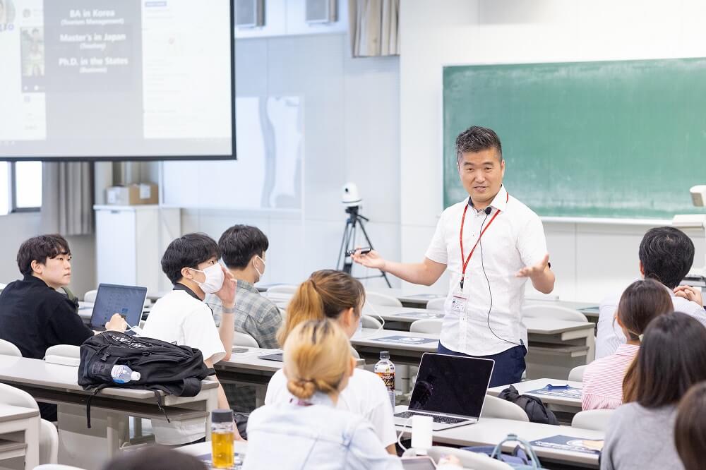 外国籍講師によるレクチャー＆フィードバック