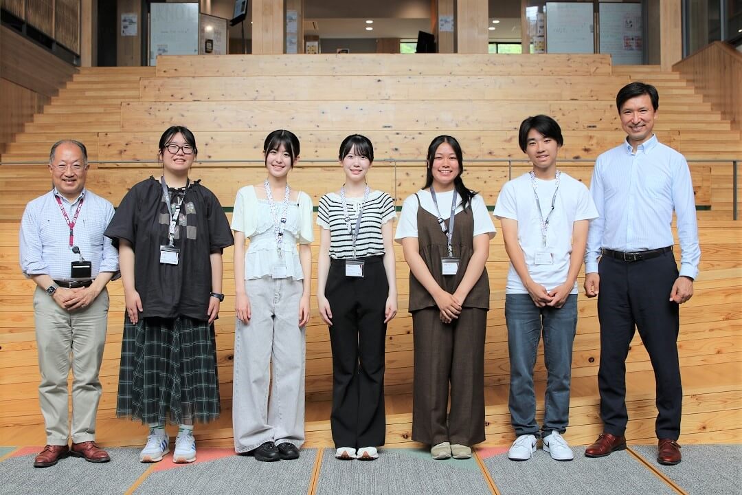 高校生特命副学長・サミットメンバー初来学、辞令交付式・ワークショップ開催