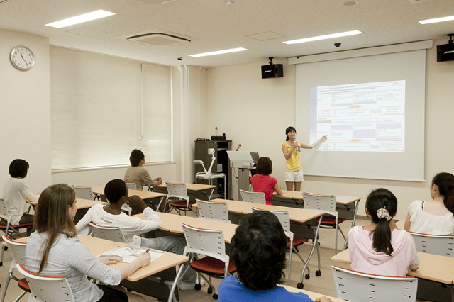 プレゼンテーションルーム・グループ学習室