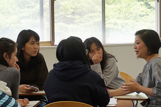 Global Alumni Lectureプログラム - 日本で働くということ（4名の卒業生が講演）